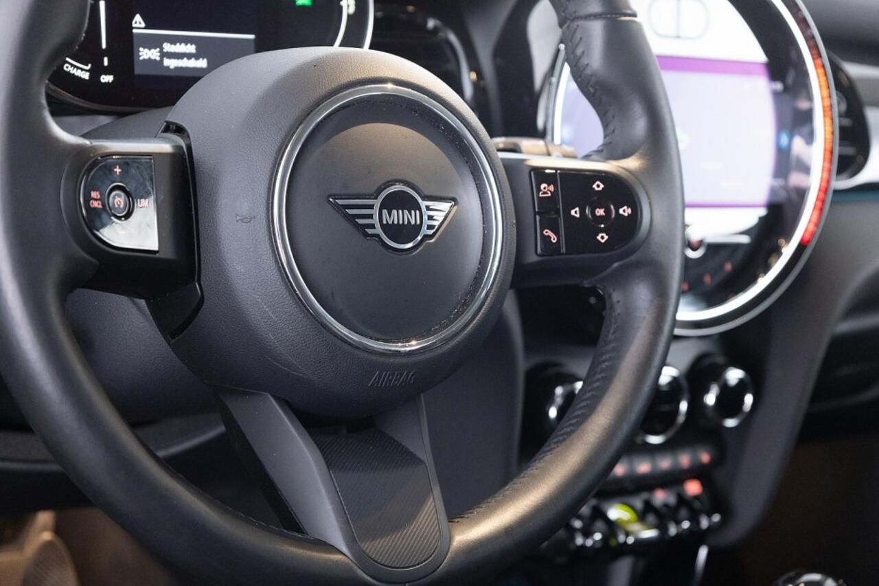 Mini Electric Mini Cooper SE 33 kWh | Sportstoelen | Full LED | NAVI | ECC | SOH 100%