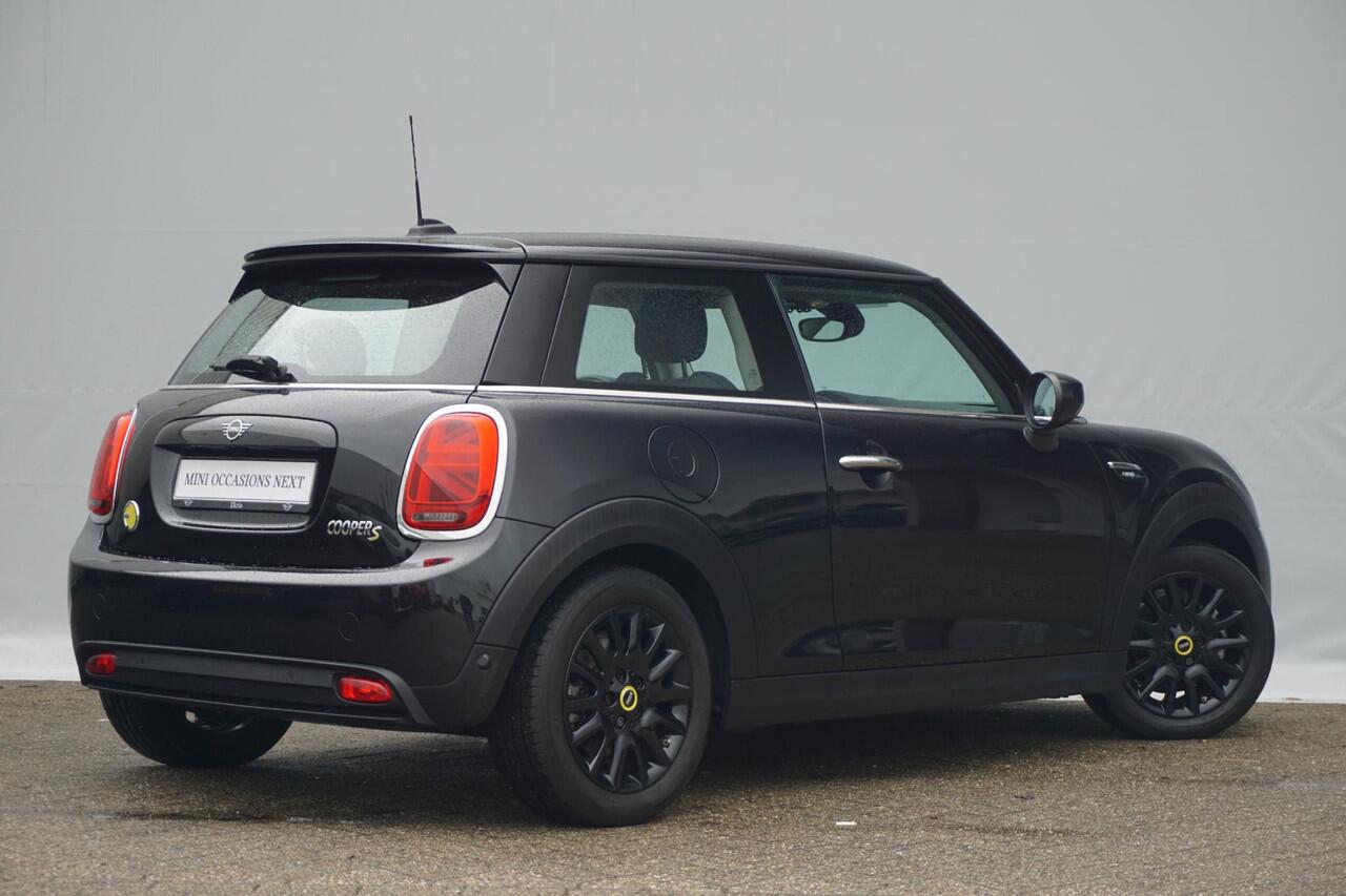 Mini Electric 3-deurs | Classic Uitvoering | Stoelverwarming | LED-koplampen | Balance Pack | Comfort Pack