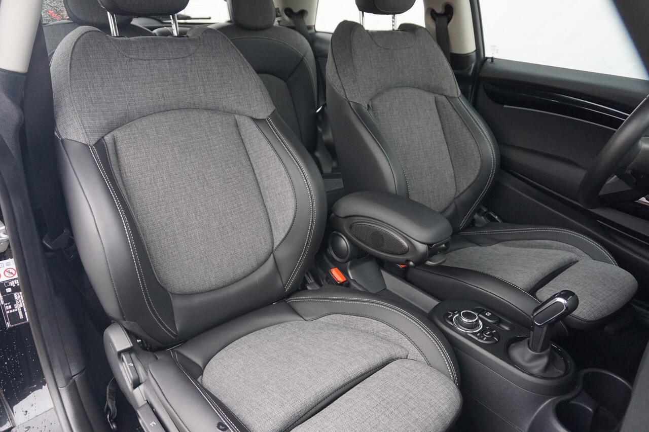 Mini Electric 3-deurs | Classic Uitvoering | Stoelverwarming | LED-koplampen | Balance Pack | Comfort Pack