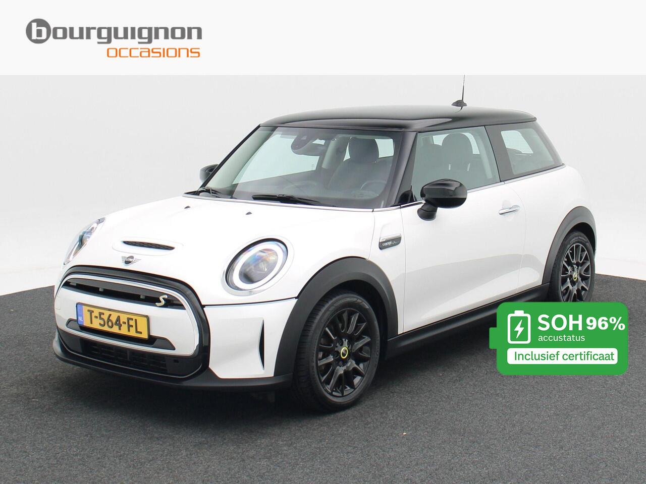 Mini Electric Mini Classic 33 kWh | Cruise Control | Stoelverwarming | Climate Control | Navigatie | CarPlay | Parkeersensoren | 26.956 Km!!