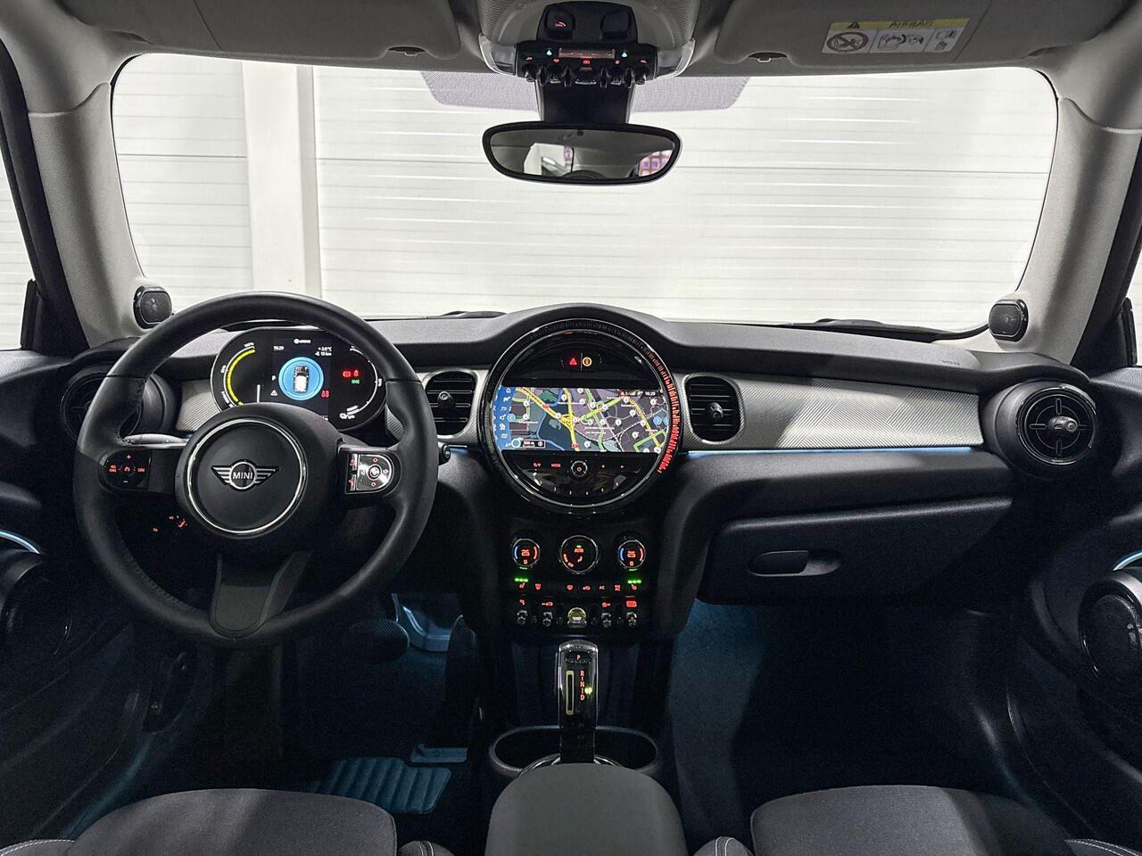 Mini Electric 3-deurs Camden Plus Edition | Achteruitrijcamera | Stuurwielverwarming | Harman Kardon