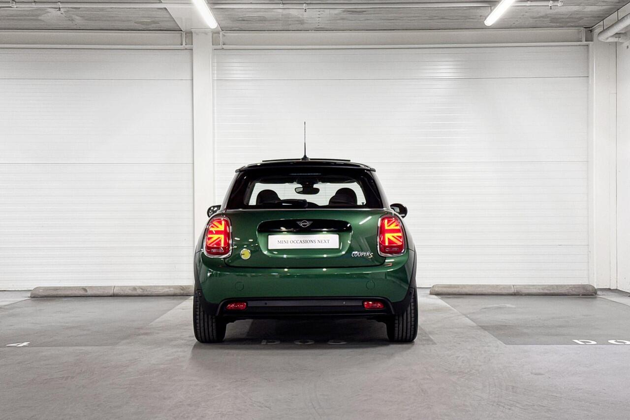 Mini Electric 3-deurs Camden Plus Edition | Achteruitrijcamera | Stuurwielverwarming | Harman Kardon