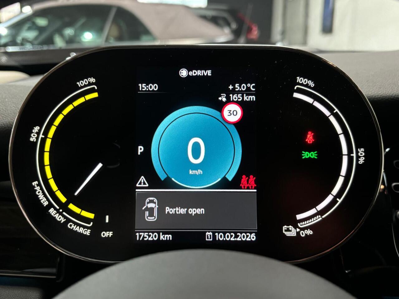 Mini Electric Mini Essential 33 kWh | LED | Apple Carplay | Stoelverwarming | Fabrieksgarantie | 1e eigenaar | BTW |