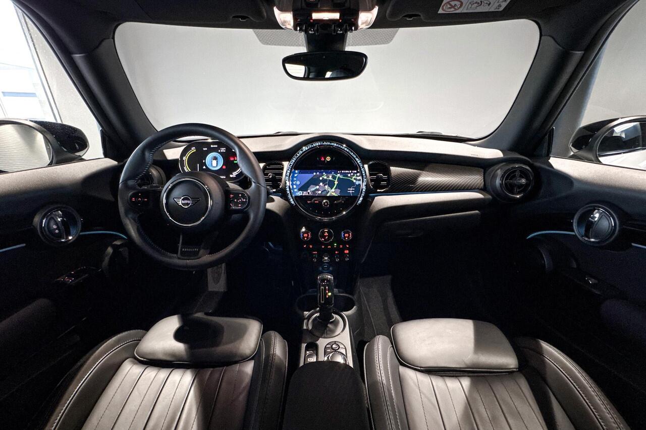 Mini Electric Essential 33Kwh | Resolute Edition | Stoelverwarming | Driving Assistant |