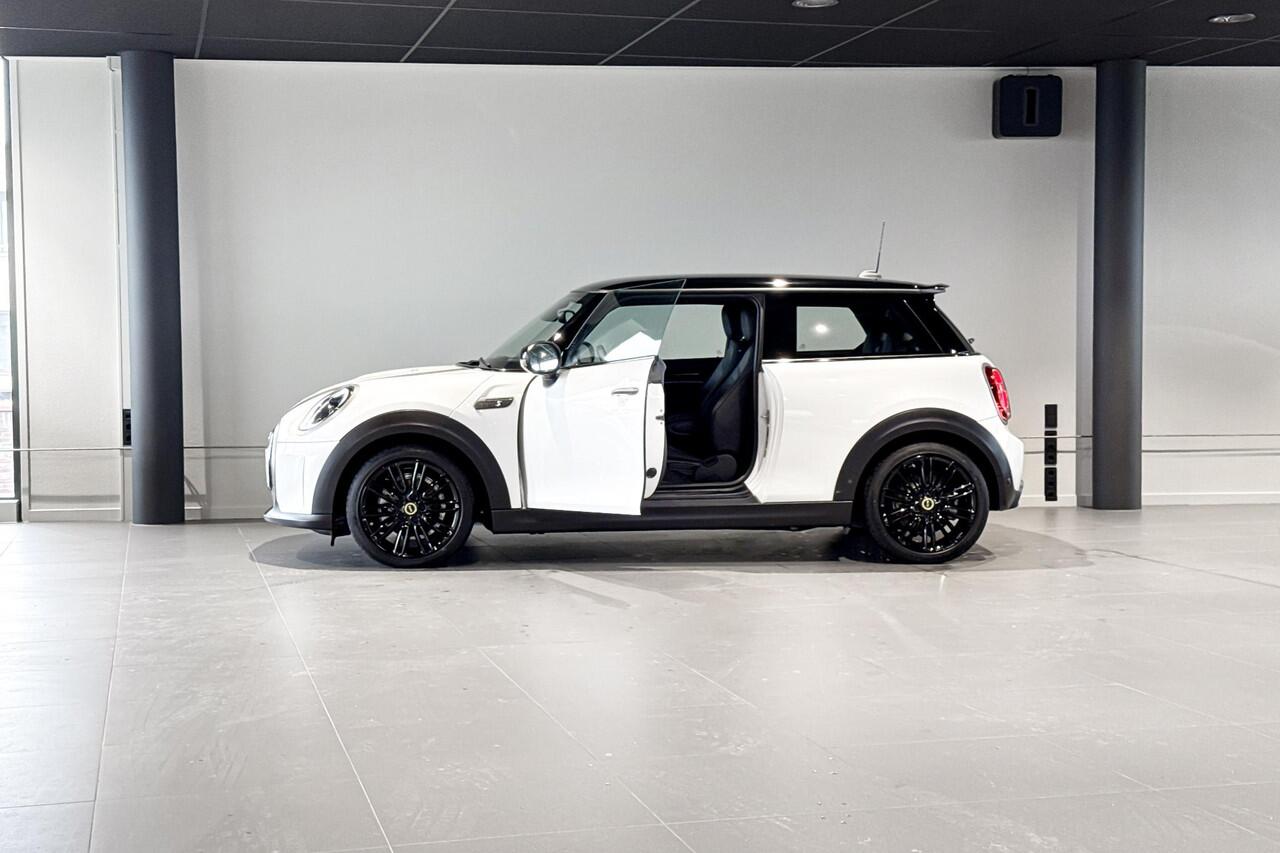 Mini Electric Essential 33Kwh | Resolute Edition | Stoelverwarming | Driving Assistant |