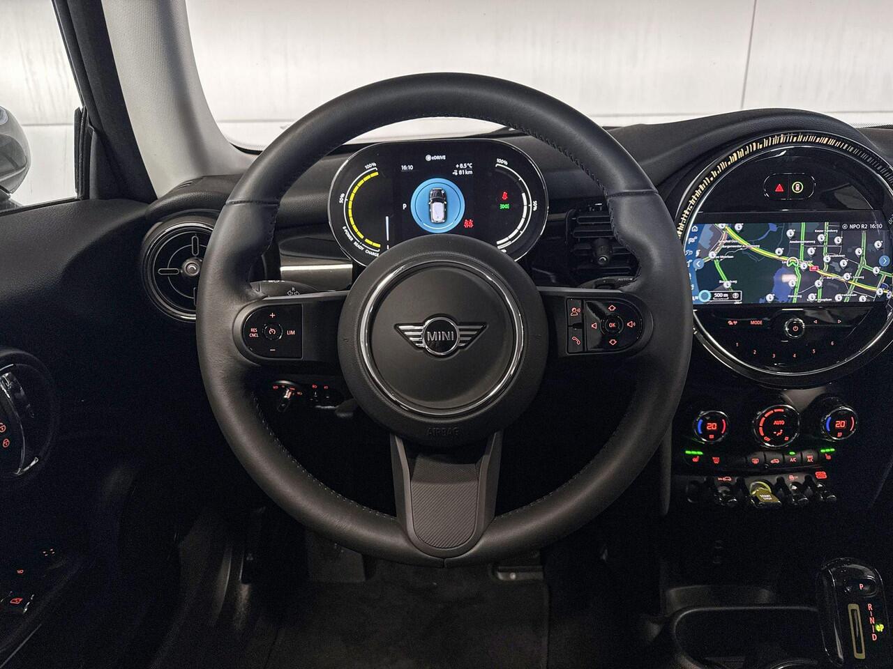 Mini Electric Essential 33 kWh