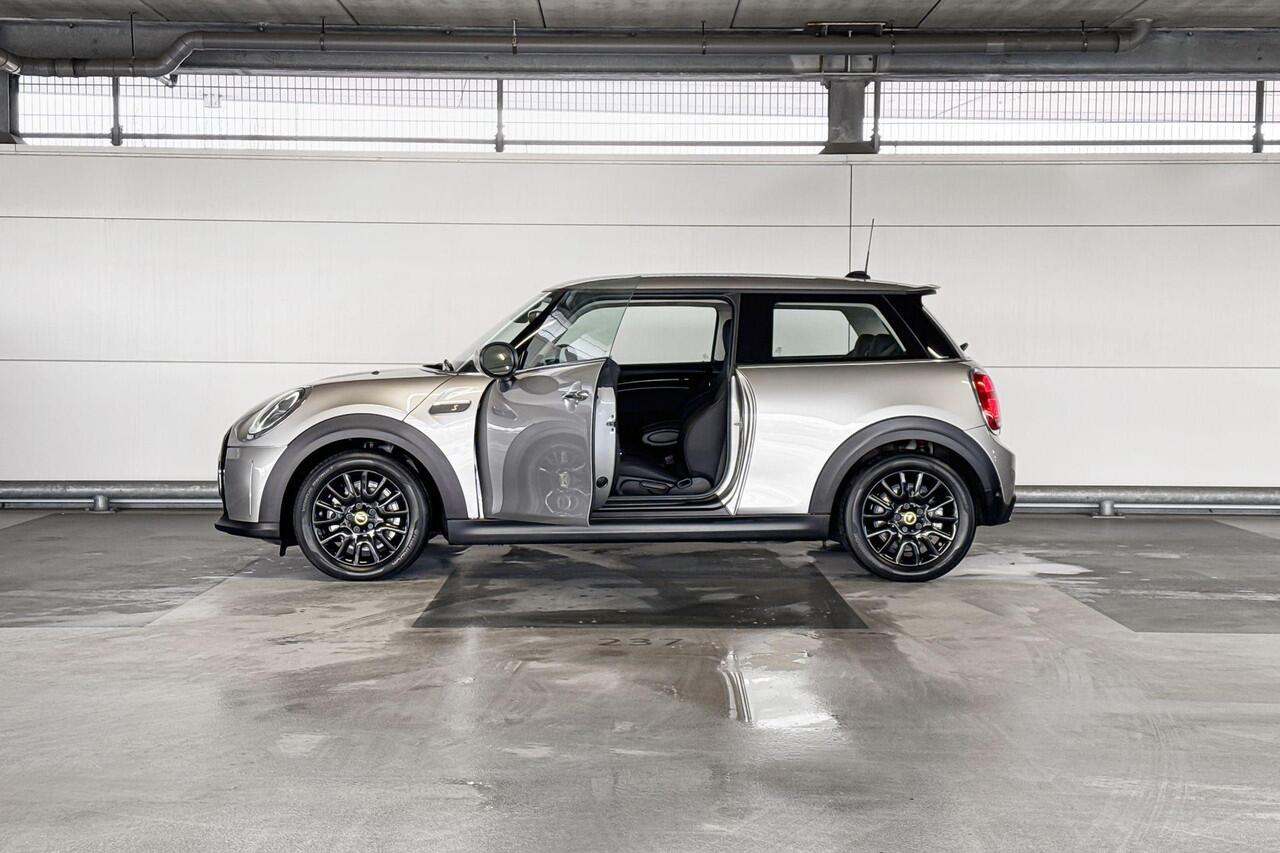 Mini Electric Essential 33 kWh