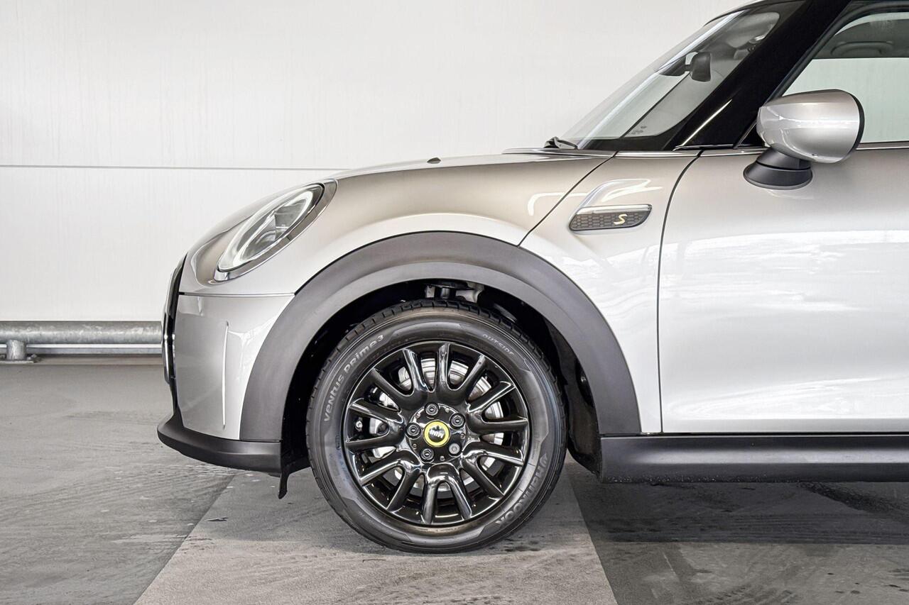 Mini Electric Essential 33 kWh