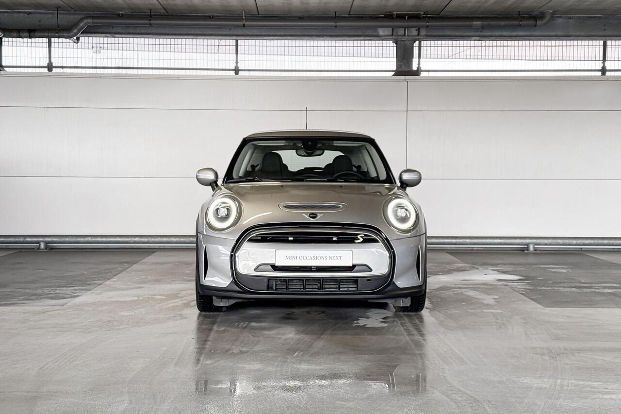 Mini Electric Essential 33 kWh