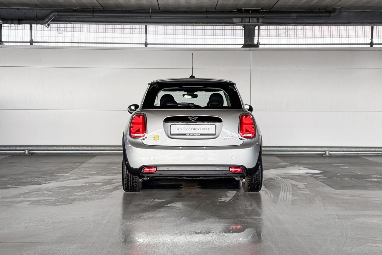 Mini Electric Essential 33 kWh