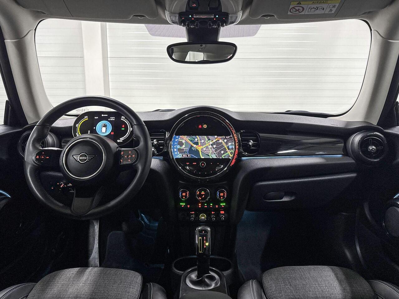 Mini Electric 3-Deurs Camden Edition | Cruise control | Stoelverwarming | Comfort access