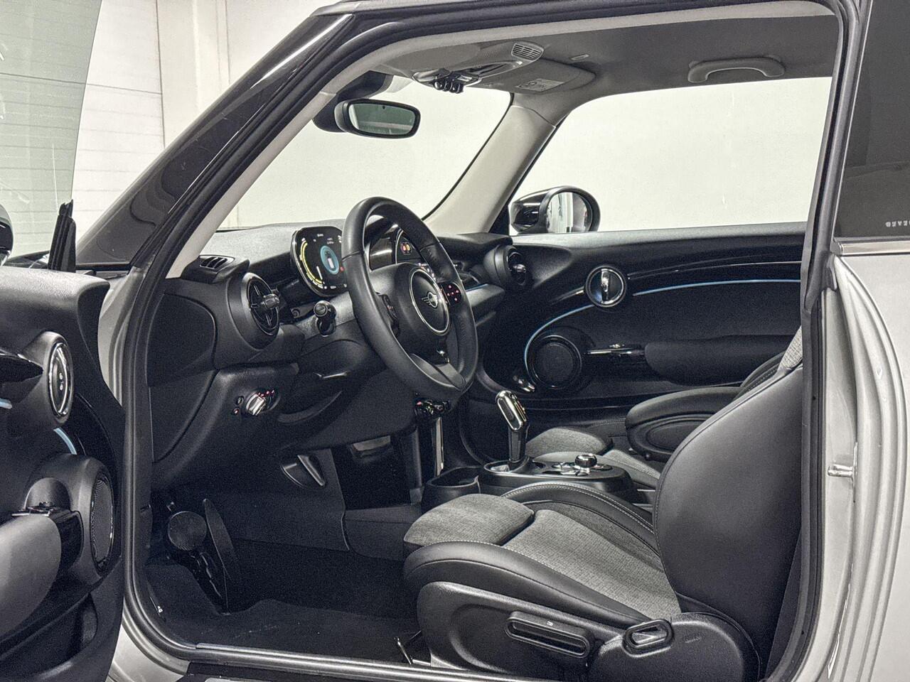 Mini Electric 3-Deurs Camden Edition | Cruise control | Stoelverwarming | Comfort access