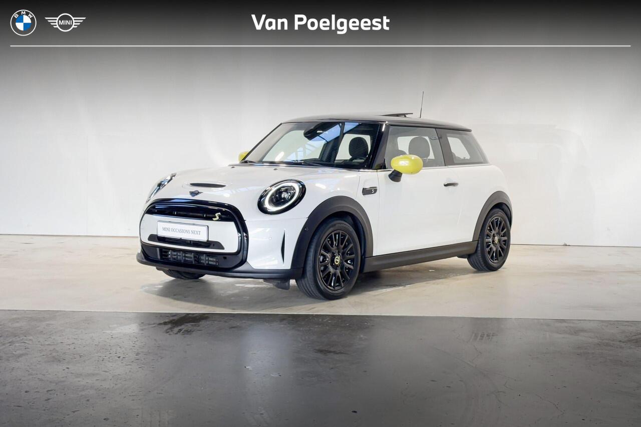 Mini Electric Camden Plus Edition 33 kWh | Schuifdak | Stoelverwarming | Achteruit rij camera