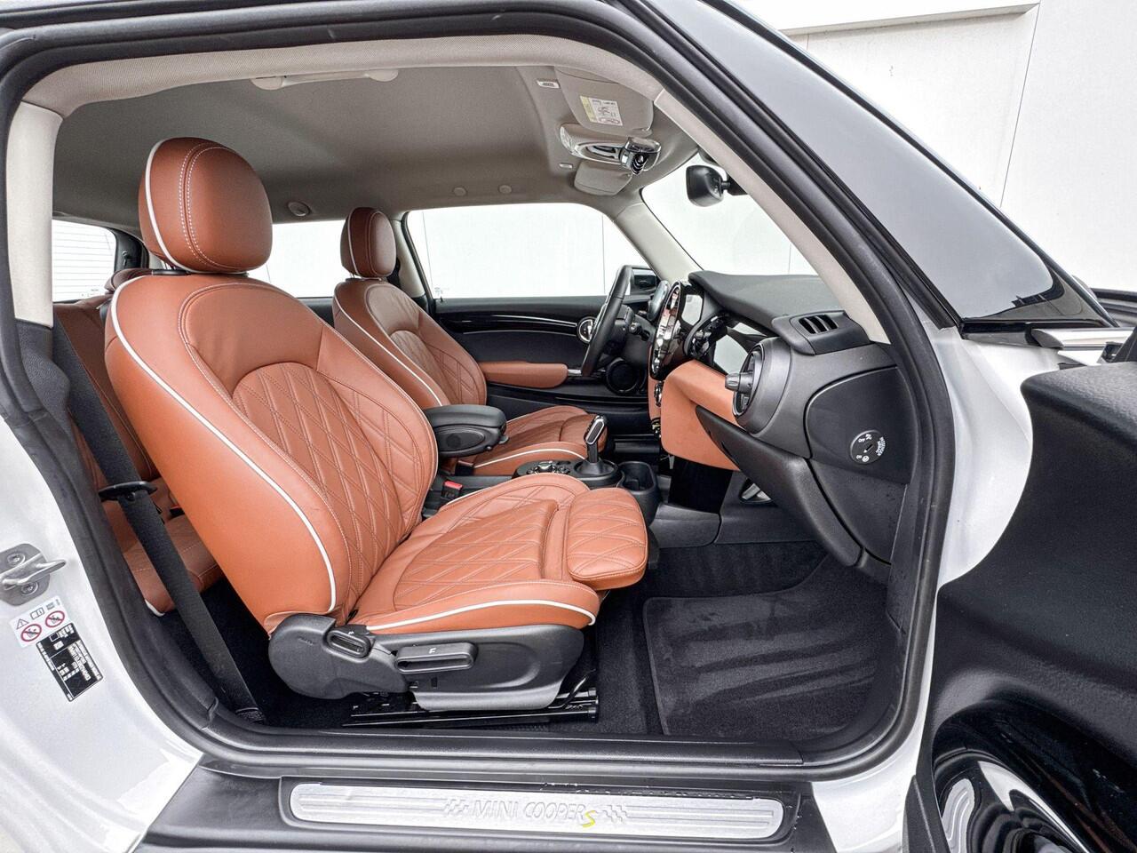 Mini Electric Camden Edition 33 kWh | Selections 1500