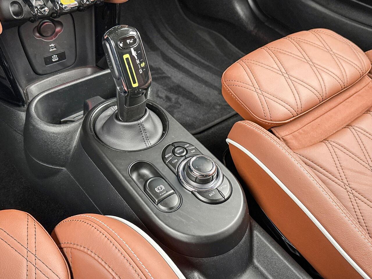 Mini Electric Camden Edition 33 kWh | Selections 1500