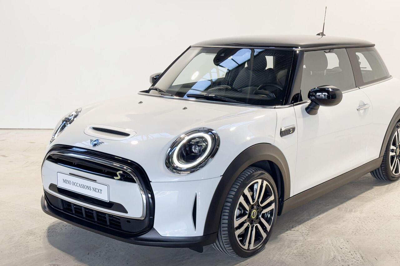 Mini Electric Essential 33 kWh