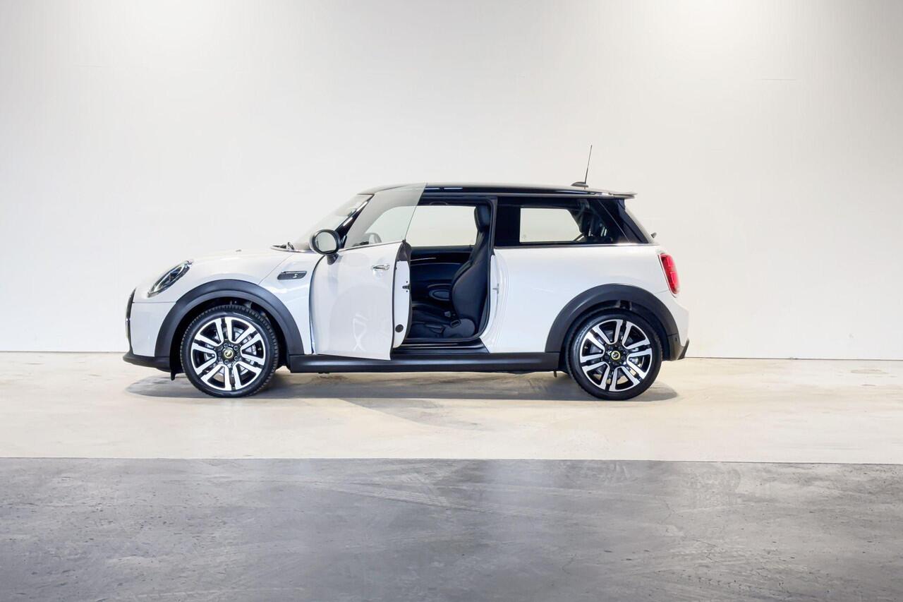 Mini Electric Essential 33 kWh