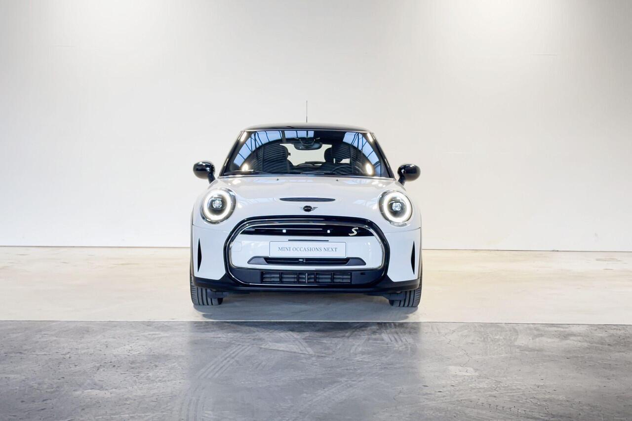 Mini Electric Essential 33 kWh