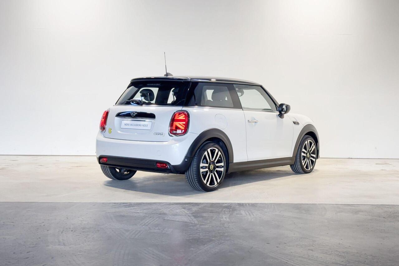 Mini Electric Essential 33 kWh