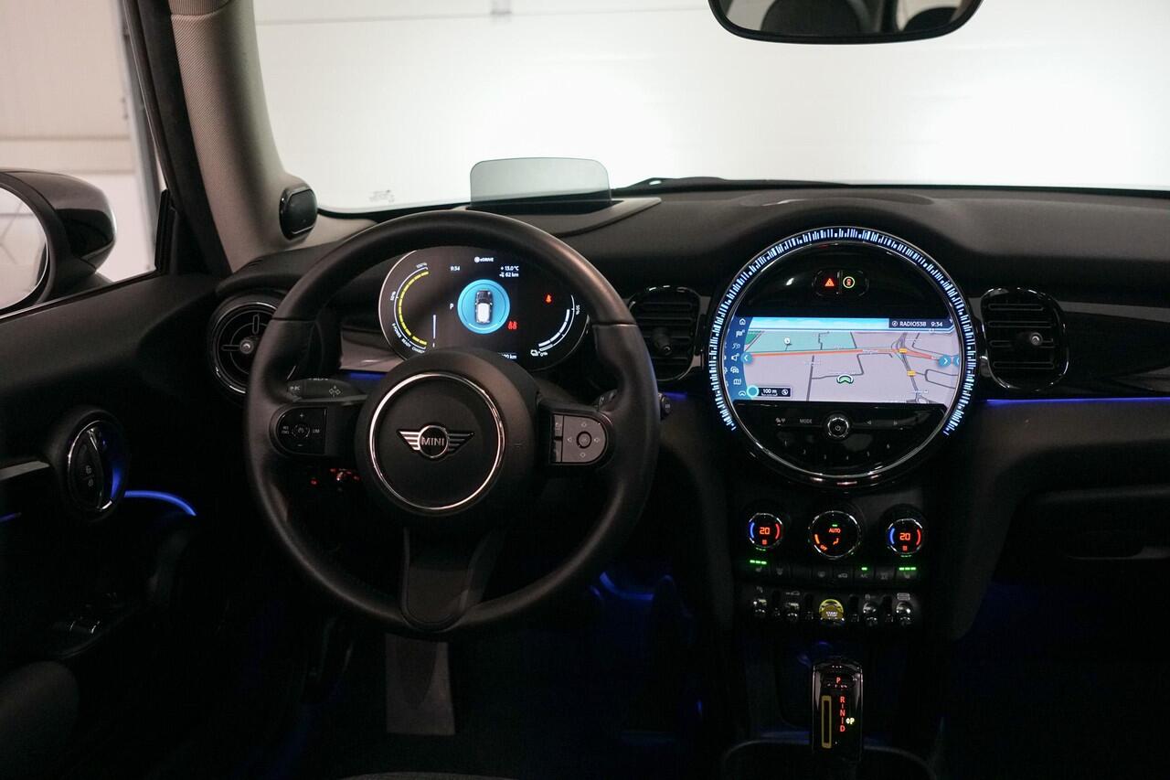 Mini Electric Mini 33 kWh Panoramadak | Harman Kardon | Camera | Warmtepomp