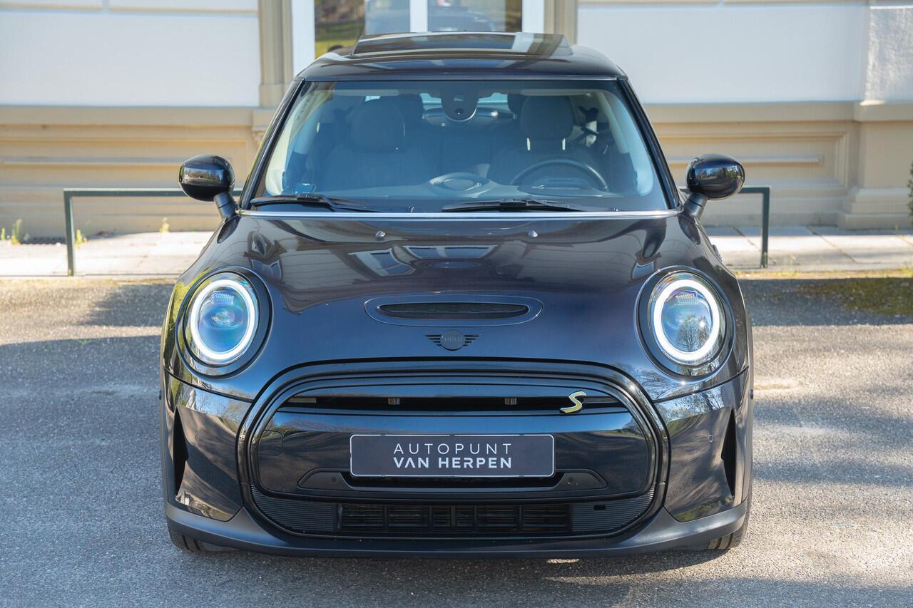Mini Electric Mini Classic 33 kWh PANO | H&K | HUD | LEDER | CAMERA | STUURVERW | FULL OPTION