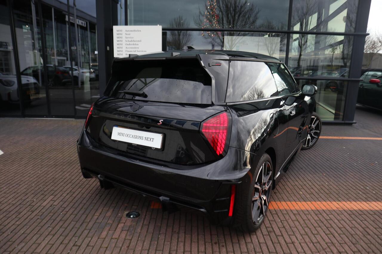 Mini Electric Cooper SE John Cooper Works | Stoel- en stuurverwarming | Comfort Access | Panorama Dak | Head-Up Display