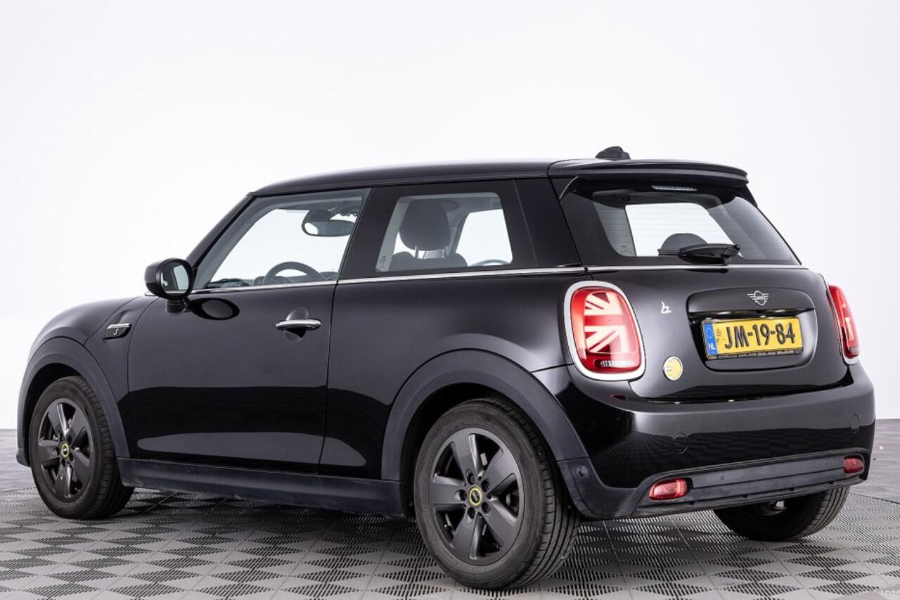 Mini Electric Mini Cooper SE 33 kWh | Sportstoelen | Full LED | NAVI | ECC .