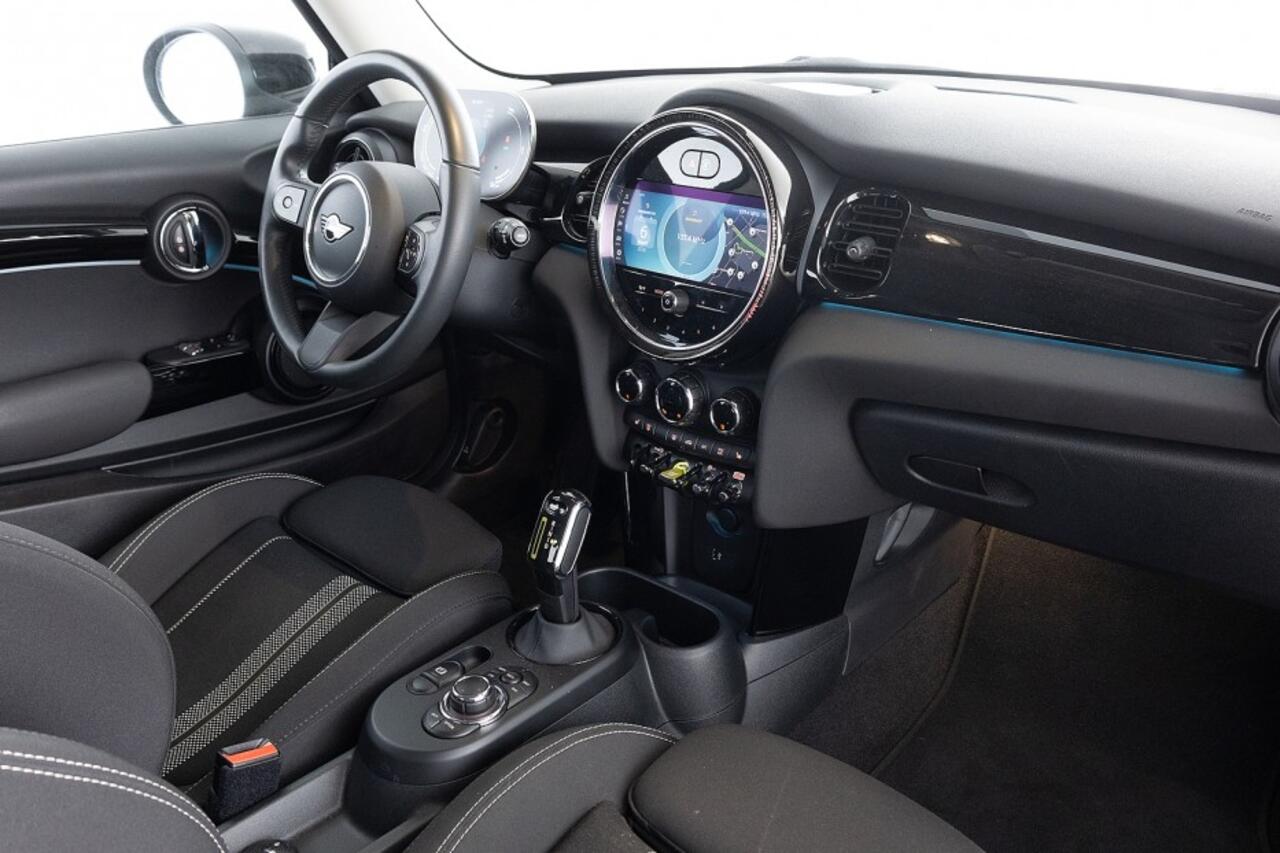 Mini Electric Mini Cooper SE 33 kWh | Sportstoelen | Full LED | NAVI | ECC .