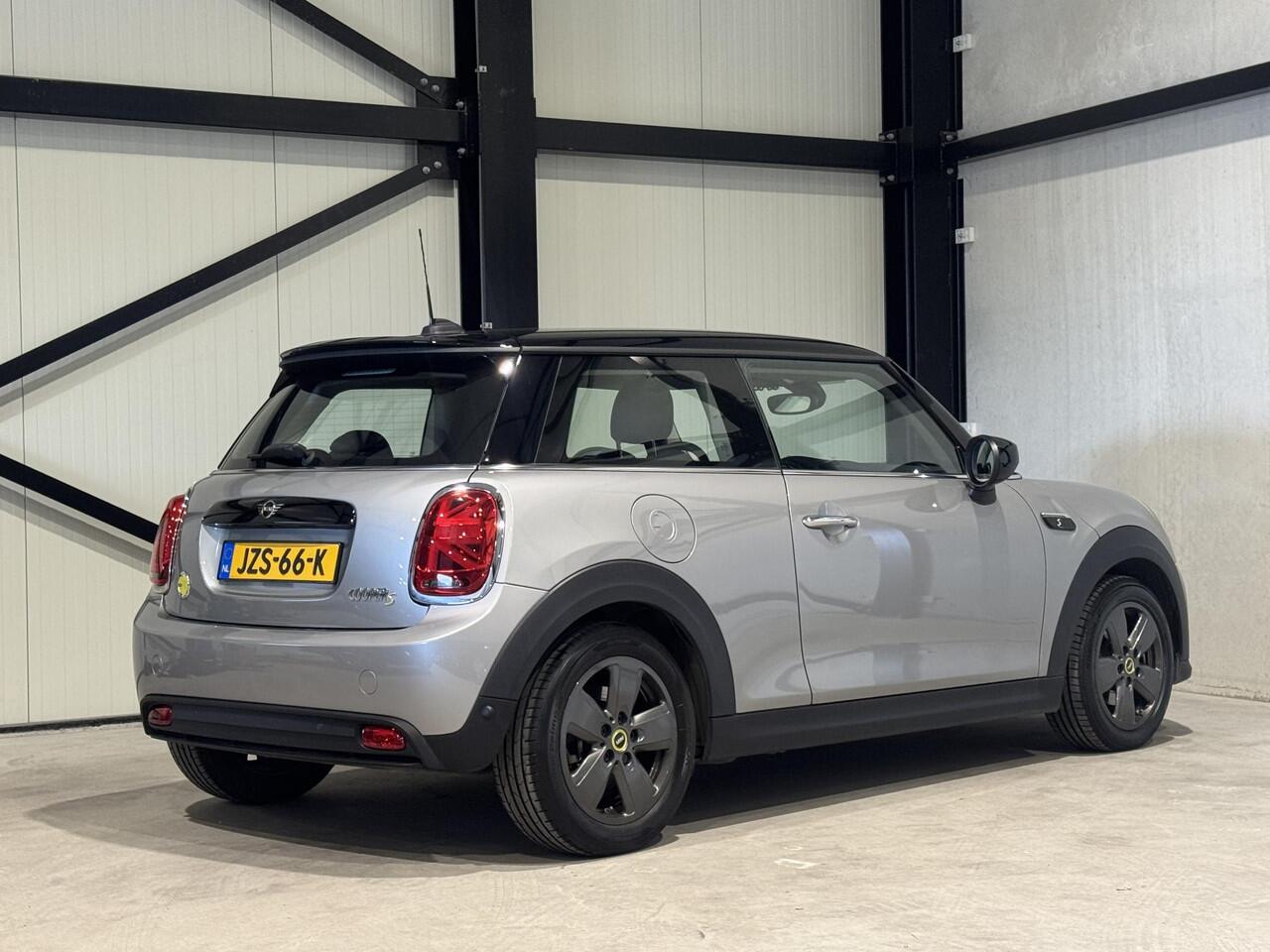 Mini Electric Mini Cooper SE 33 kWh | navi-carplay | led | sportzetels | SOH 99% |