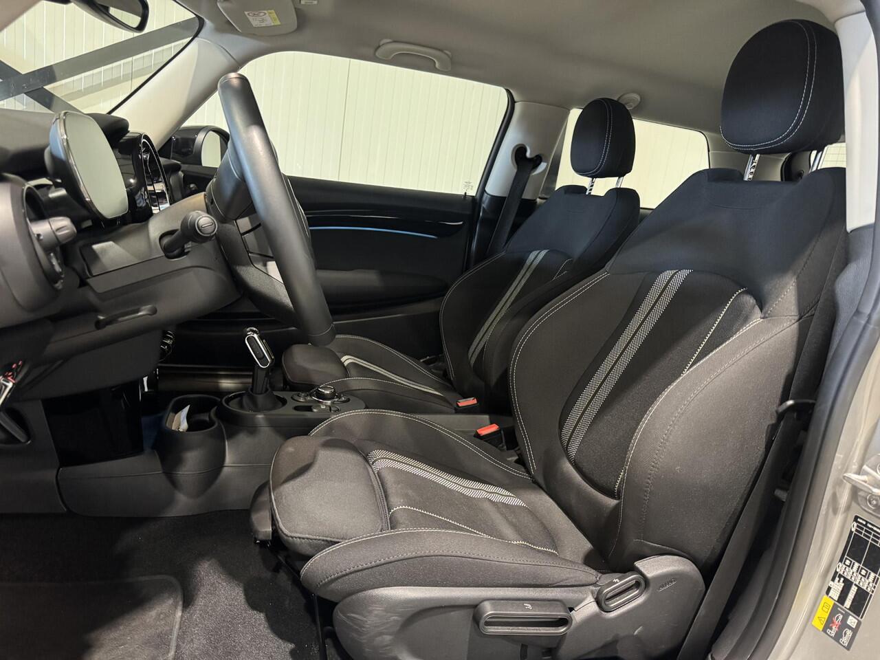 Mini Electric Mini Cooper SE 33 kWh | navi-carplay | led | sportzetels | SOH 99% |