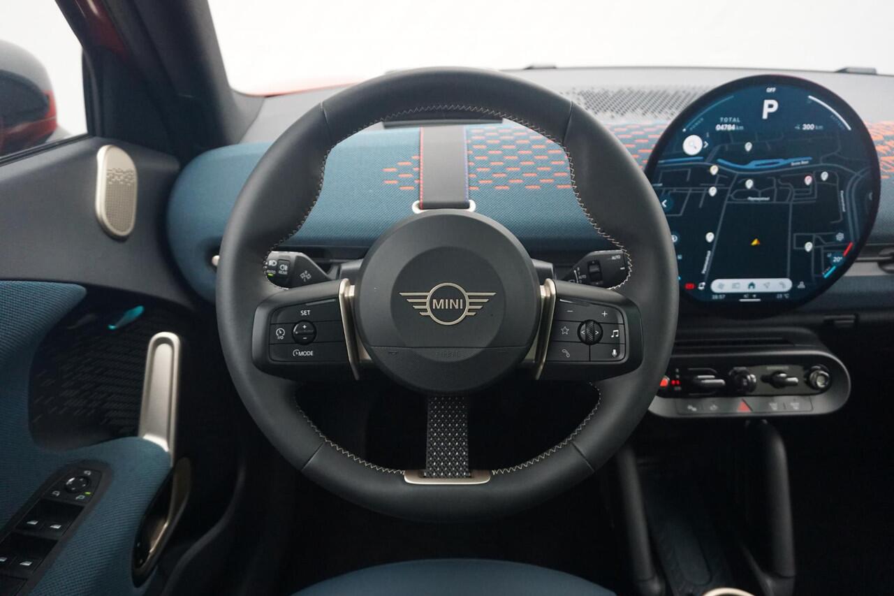 Mini Electric Aceman SE / Favoured Uitvoering / Pakket XL / 19'' LM Velgen /