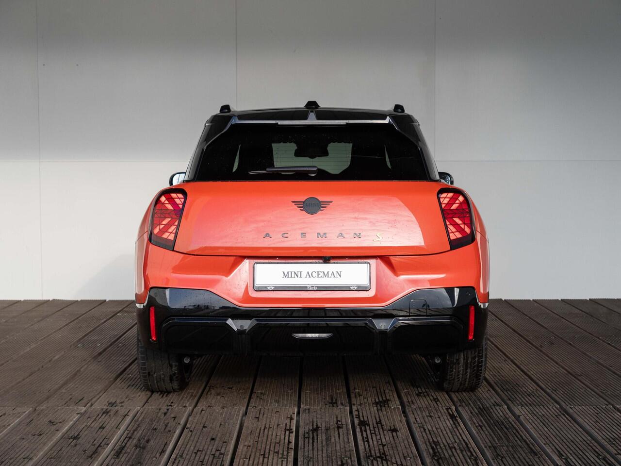 Mini Electric Aceman SE John Cooper Works Trim + Package XL