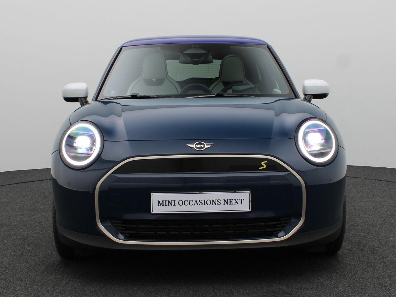 Mini Electric Mini Cooper SE Favoured M 54.2 kWh