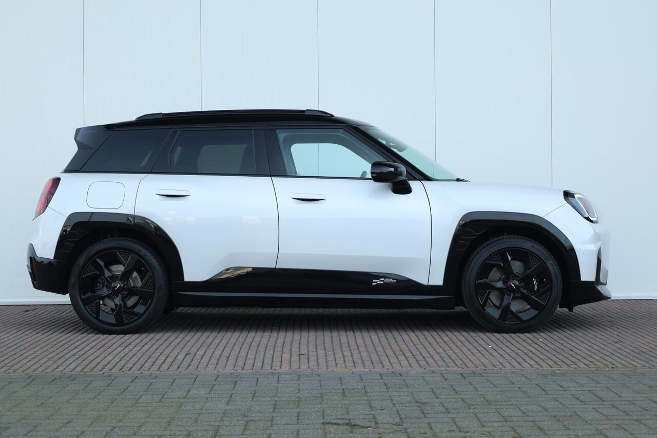 Mini Electric Mini Aceman SE John Cooper Works M 54.2 kWh Comfort Access/ Verwarmd Stuurwiel/ Panoramadak/ Head-Up/ Stoelverwarming/ 18"LMV