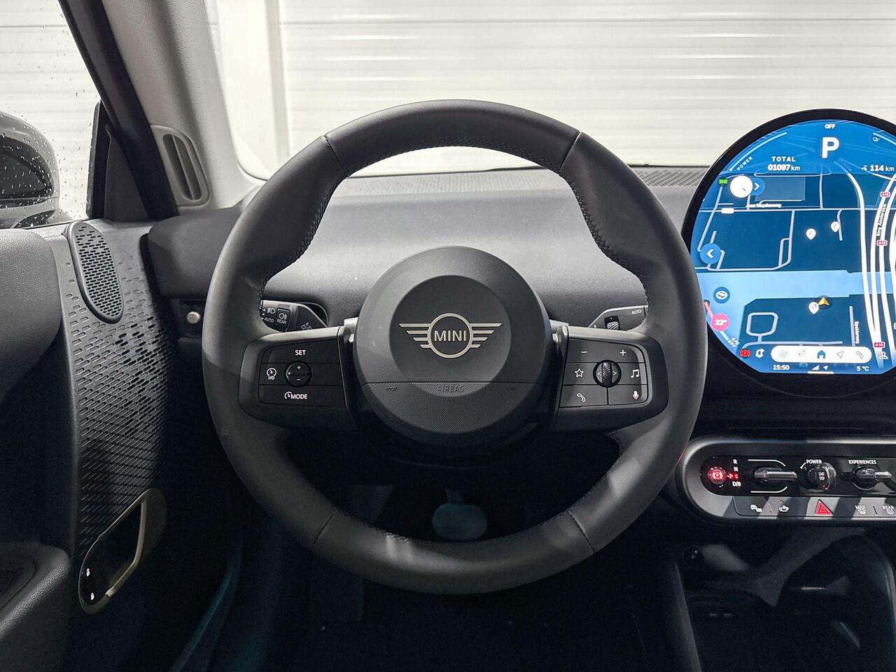 Mini Electric 3-deurs Cooper SE | Essential Trim | Achteruitrijcamera | Apple Carplay