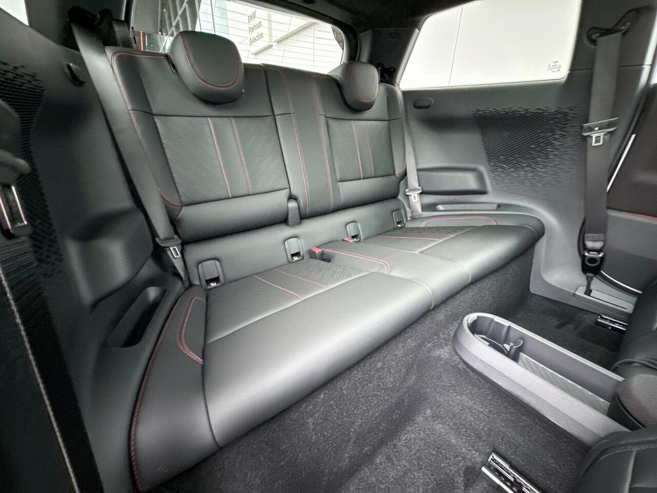 Mini Electric Cooper SE John Cooper Works M 54.2 kWh | Pakket M | Selections 1500