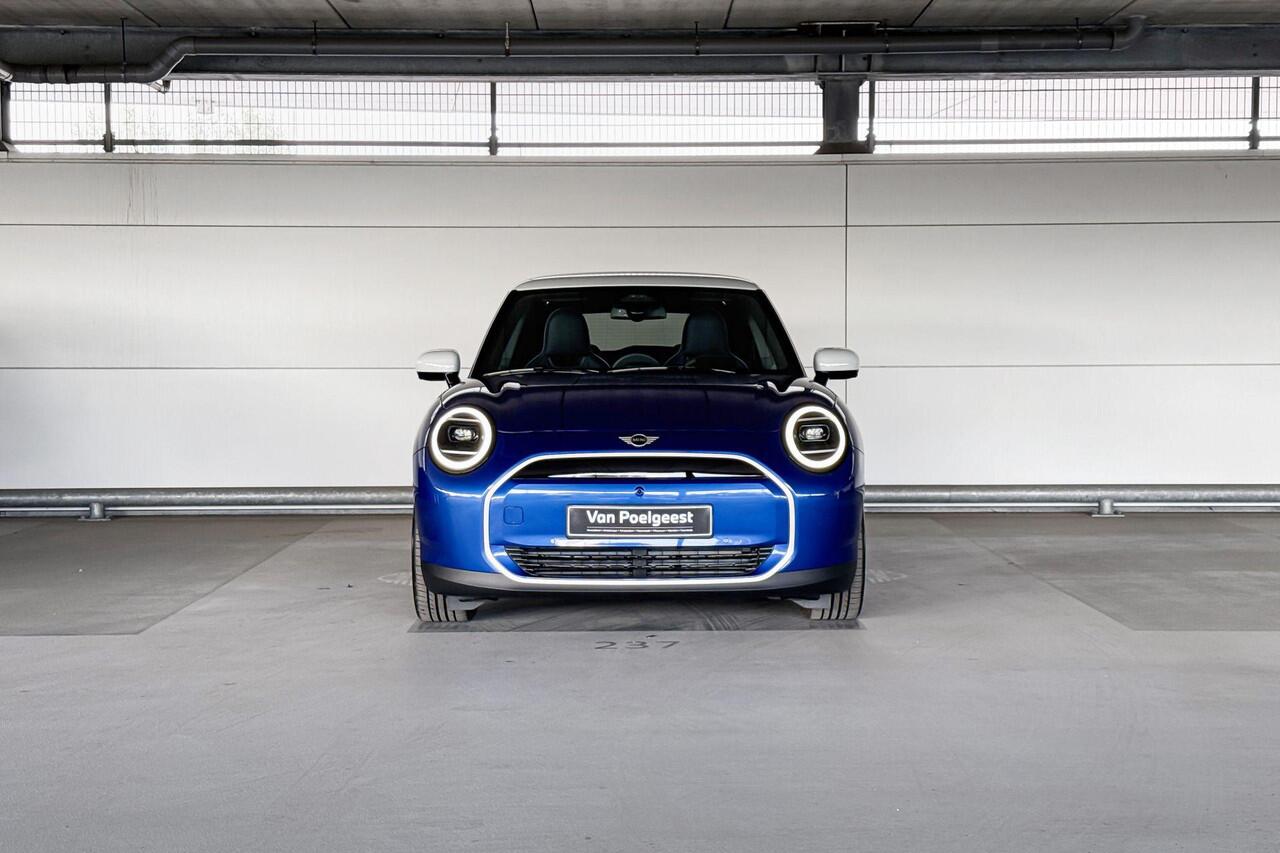 Mini Electric Cooper 3-deurs Cooper E Favoured L 40.7 kWh - Boost Deals