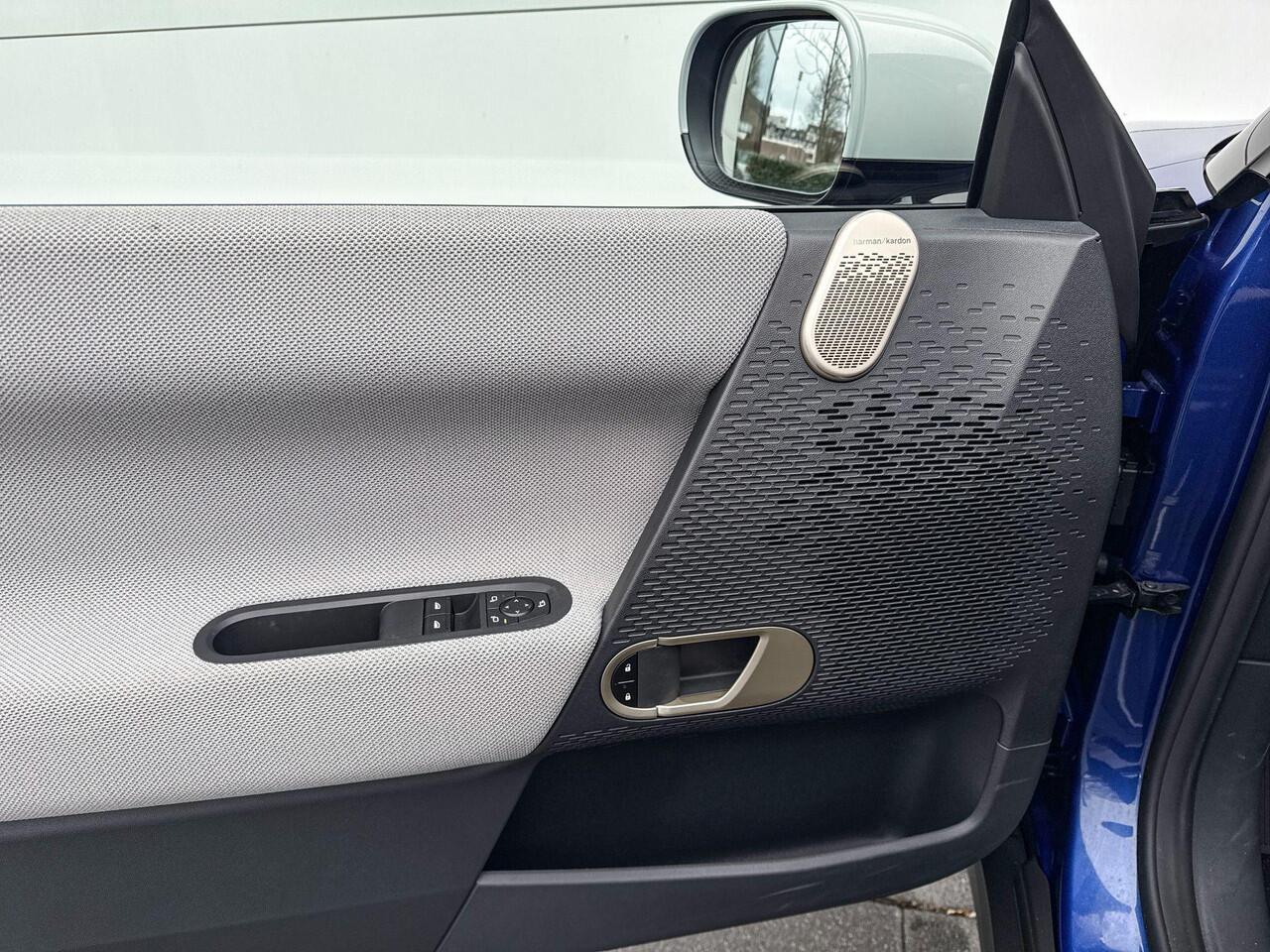 Mini Electric Cooper 3-deurs Cooper E Favoured L 40.7 kWh - Boost Deals