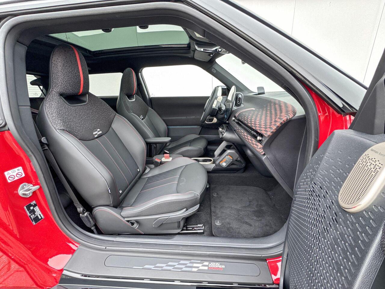 Mini Electric Cooper 3-deurs Cooper E John Cooper Works Pakket L - Boost Deals