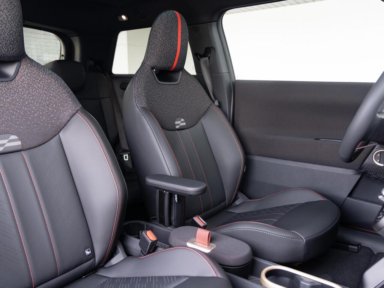 Mini Electric Cooper SE John Cooper Works Trim | Pakket L | Panoramadak | Harman Kardon