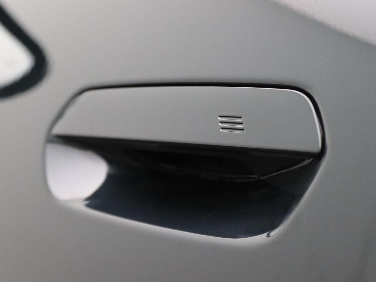 Mini Electric Cooper SE John Cooper Works Trim | XL pakket | Panoramadak | Sportstoelen | Harman Kardon