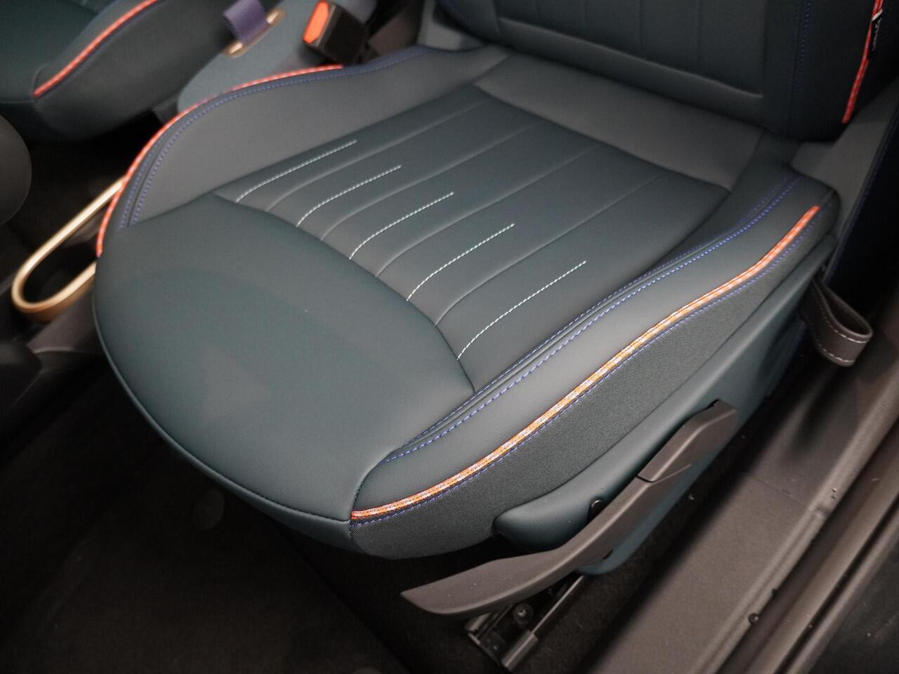 Mini Electric Aceman SE Favoured | Pakket M | Stuur-stoelverwarming | Panoramadak | Cruise Control | Camera |