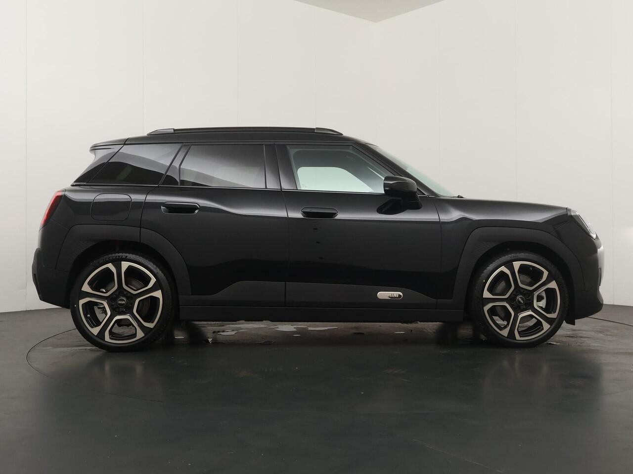 Mini Electric Aceman SE Favoured | Pakket M | Stuur-stoelverwarming | Panoramadak | Cruise Control | Camera |