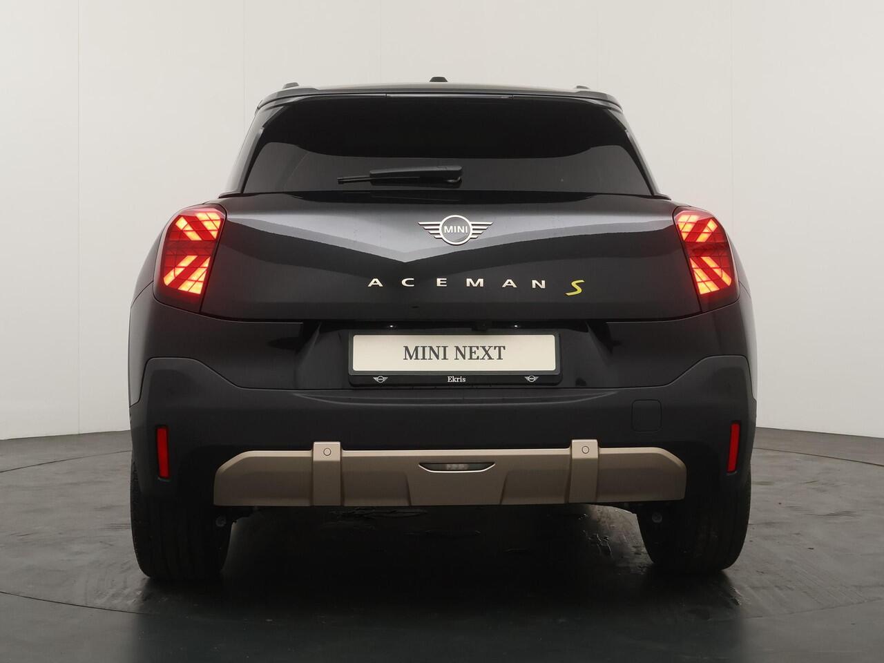 Mini Electric Aceman SE Favoured | Pakket M | Stuur-stoelverwarming | Panoramadak | Cruise Control | Camera |