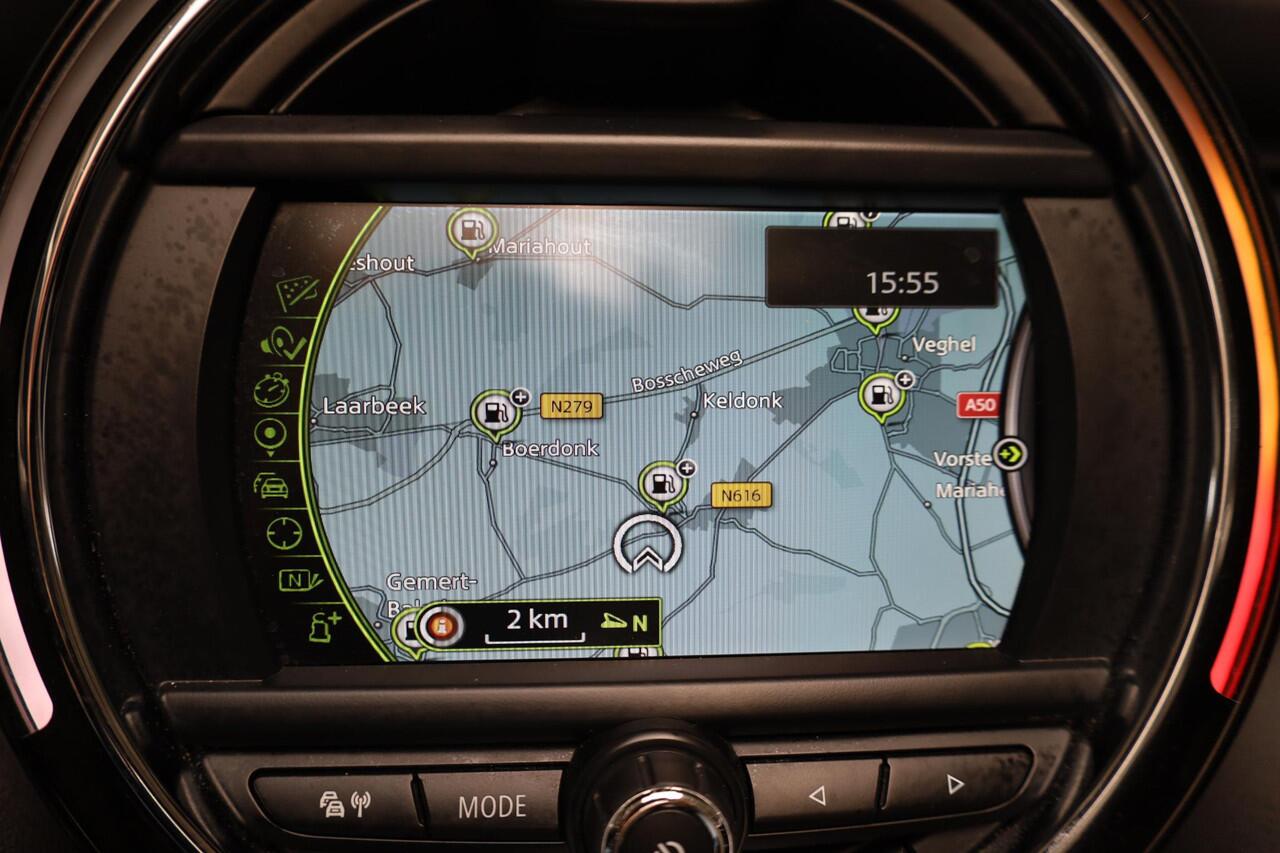 Mini John Cooper Works Mini Cabrio 1.5 JCW Chili HARMAN&KARDON STOELVERW. HALFLEER NAVI CRUISE CLIMA VOICE 2xPDC 17''LMV WINDSCHERM SFEERVERL.