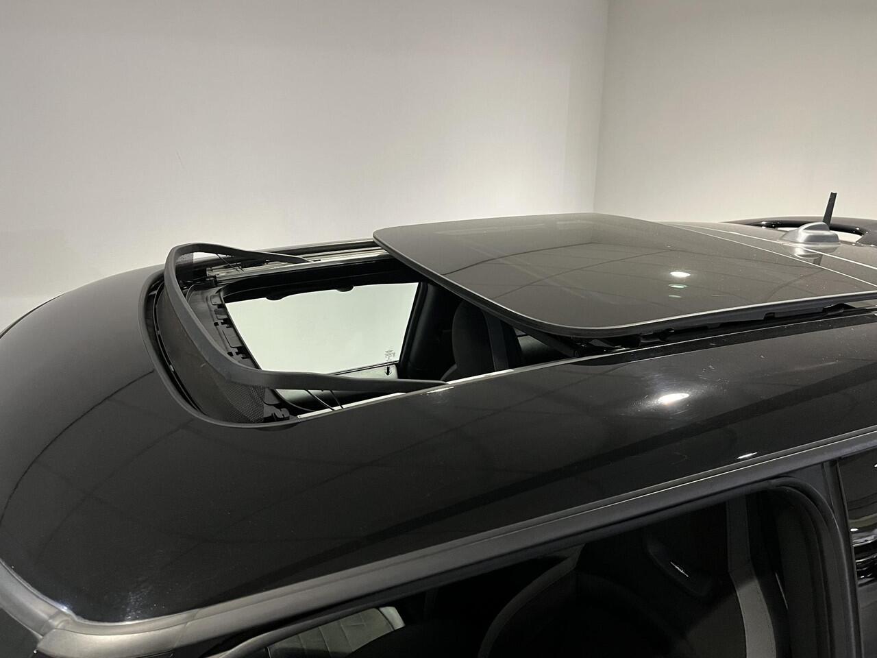 Mini John Cooper Works Mini 2.0 S Chili | Panoramadak | JCW | Harman Kardon | Head-up