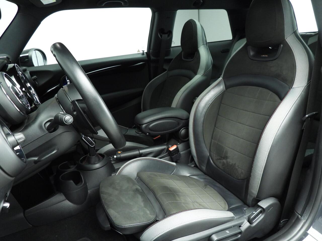 Mini John Cooper Works 3-deurs Aut. Chili + Panoramadak