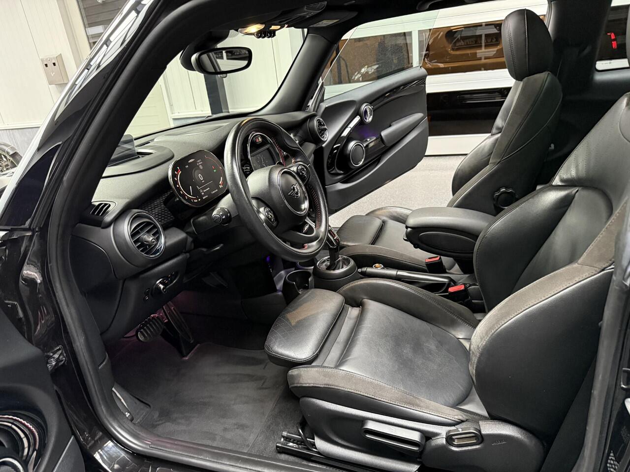 Mini John Cooper Works Mini 2.0 Chili 230PK Panoramadak!!!