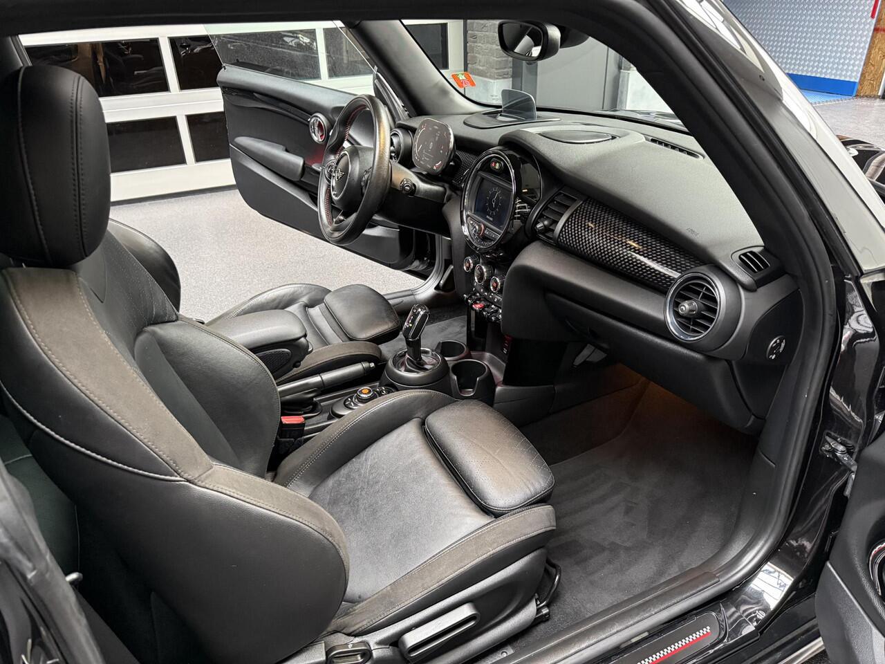 Mini John Cooper Works Mini 2.0 Chili 230PK Panoramadak!!!