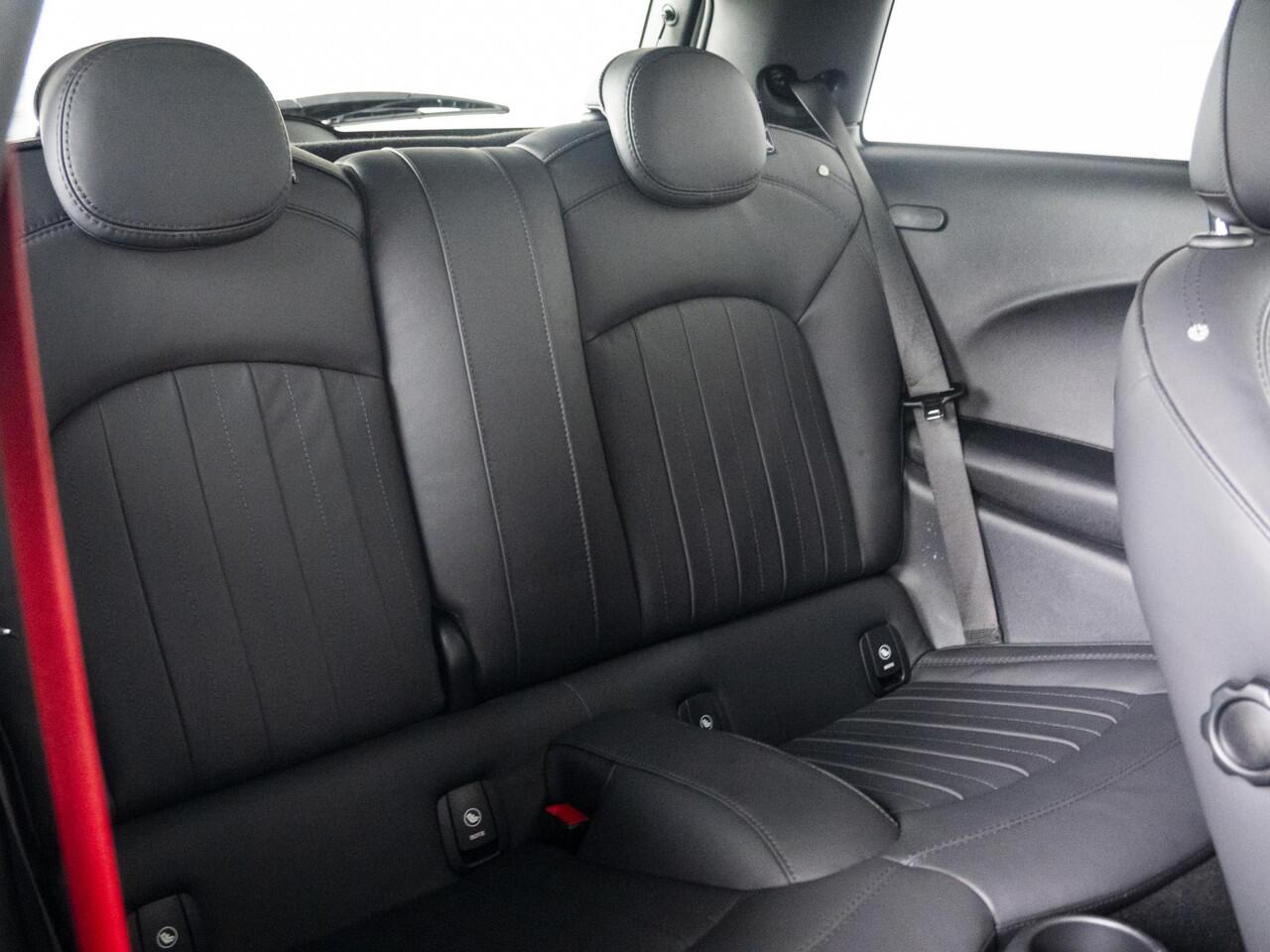 Mini John Cooper Works 3-deurs Aut. Chili + Harman-Kardon + Panoramadak